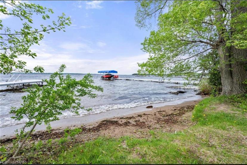 Dorado At The Kabins By The Falls Fenelon Falls Dış mekan fotoğraf